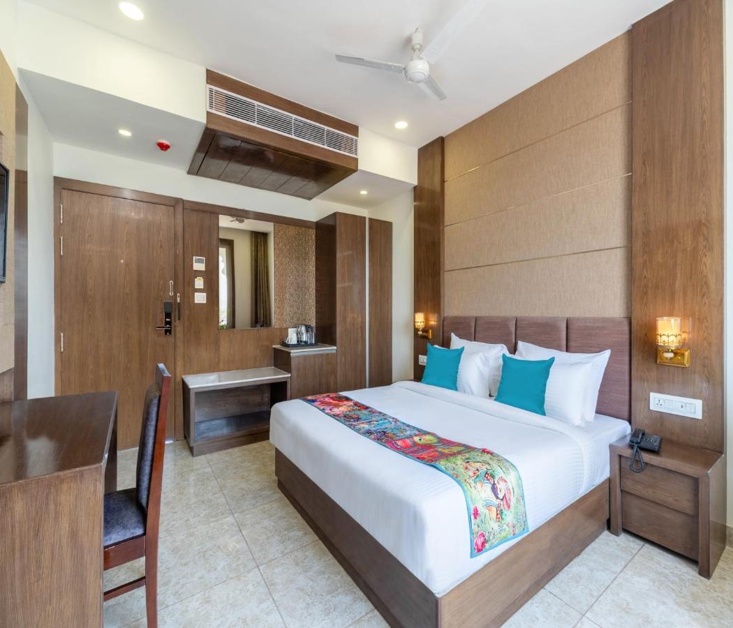 Hotel Pandora Grand, Udaipur- Nestled In Nature Wrapped In Luxury Ngoại thất bức ảnh