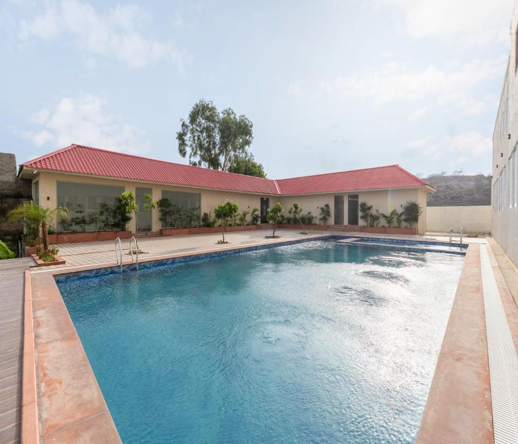 Hotel Pandora Grand, Udaipur- Nestled In Nature Wrapped In Luxury Ngoại thất bức ảnh